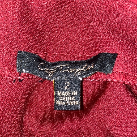 RED GLITTER LACE BACK CUTOUT DRESS - Picture 2 of 2